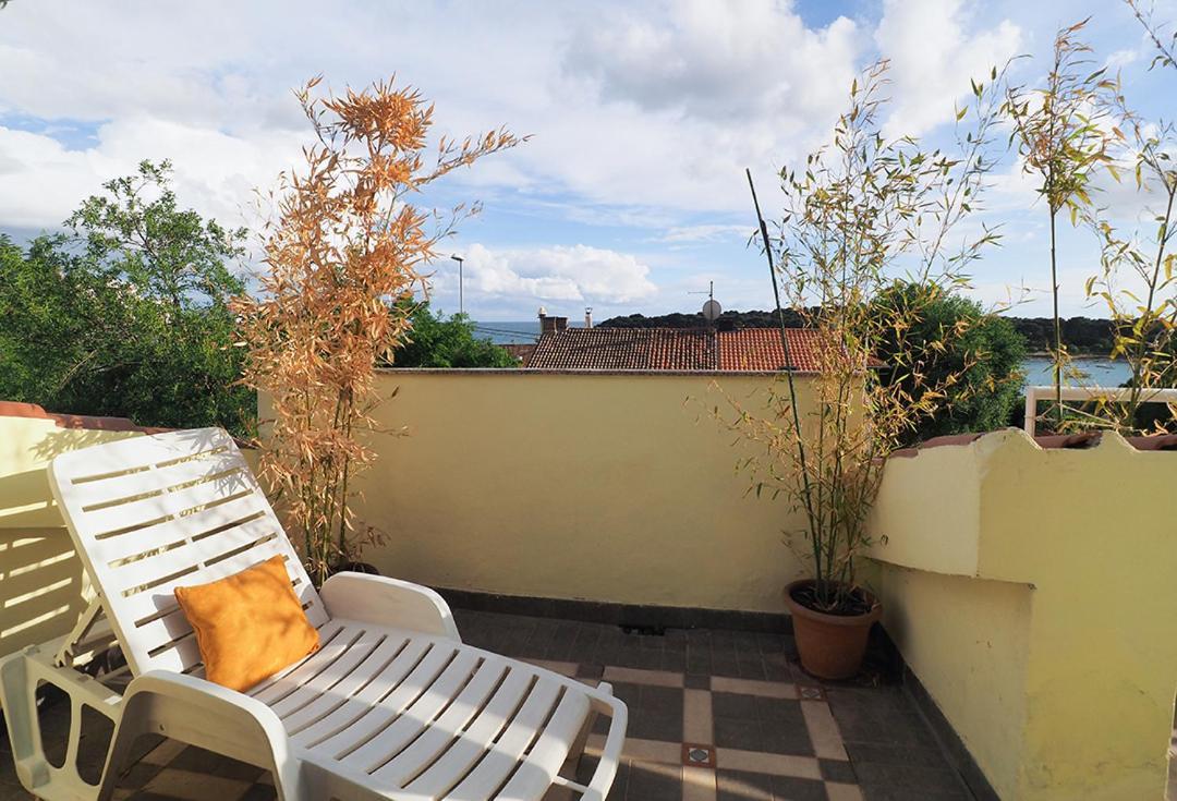 Dea Apartments Pula Phòng bức ảnh