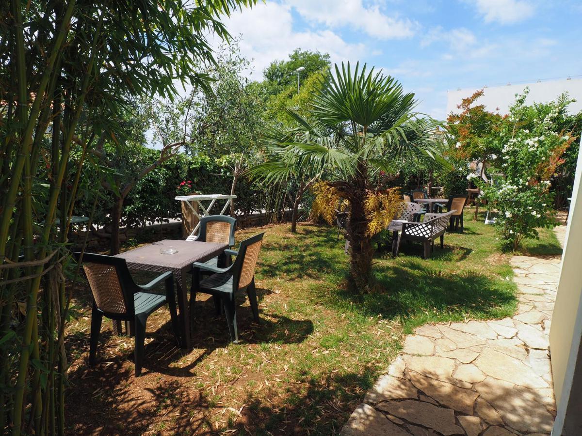 Dea Apartments Pula Ngoại thất bức ảnh